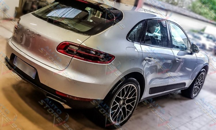 Porsche macan carrosserie Auto-Store 89 à Auxerre